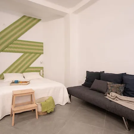 And Cosy Lofts Center 1&2 Apartment *