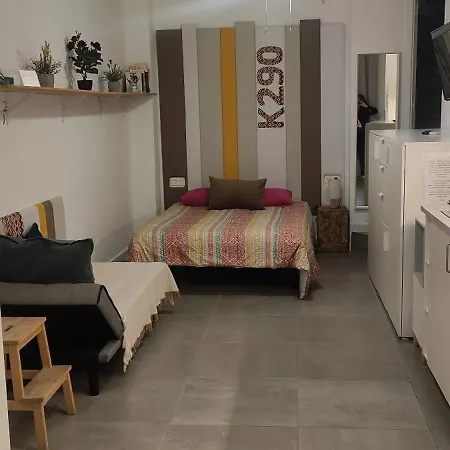 And Cosy Lofts Center 1&2 Apartment *